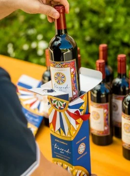 Donnafugata and Dolce & Gabbana Tancredi Terre Siciliane IGT mood 0.75l